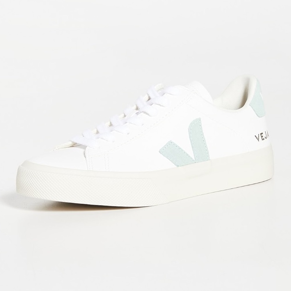 Veja Campo Sneakers in Extra-White/Matcha